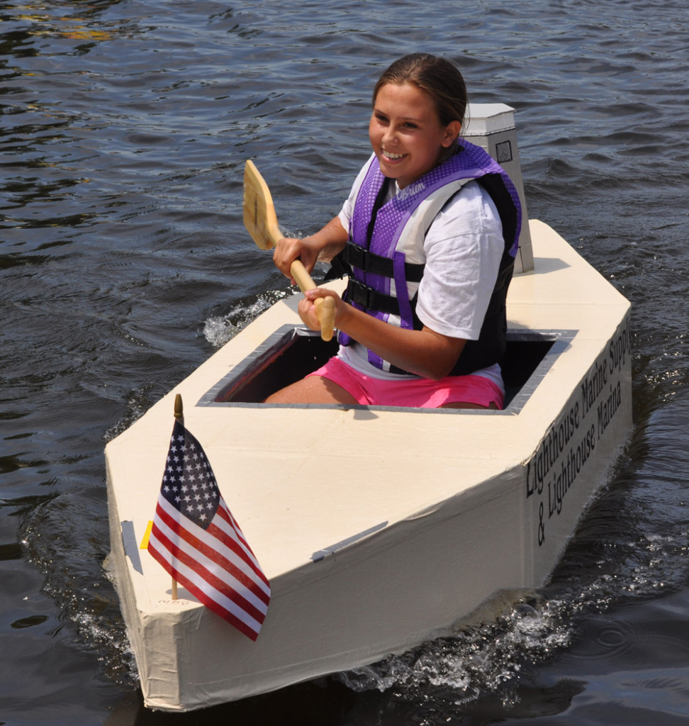 Julia Galasso won in a boat made by her grandfather, Lightouse Marina owner Larry Galasso. (Credit: Grant Parpan)