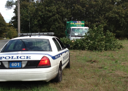 Sanitation truck crashes in Aquebogue Aquebogue, Go Green Sanitation, Riverhead police