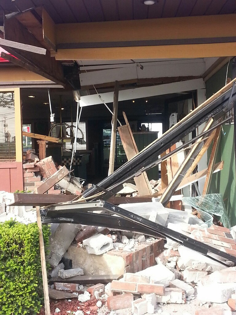 (Credit: Manny Velasquez)