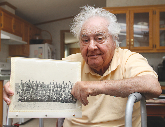 R0903_VJDay1_ps_C.jpg