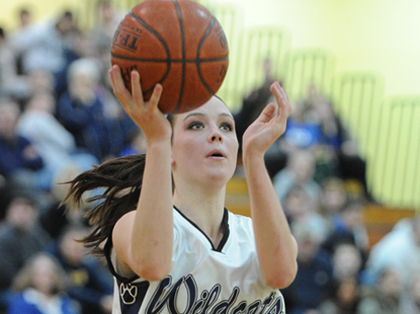 Lavey ROBERT O'ROURK PHOTO | Shoreham senior Cali Lavey scored six points for Shoreham Tuesday.
