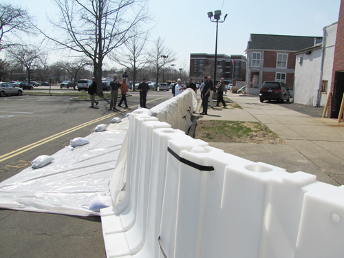 Riverhead Muscle Wall