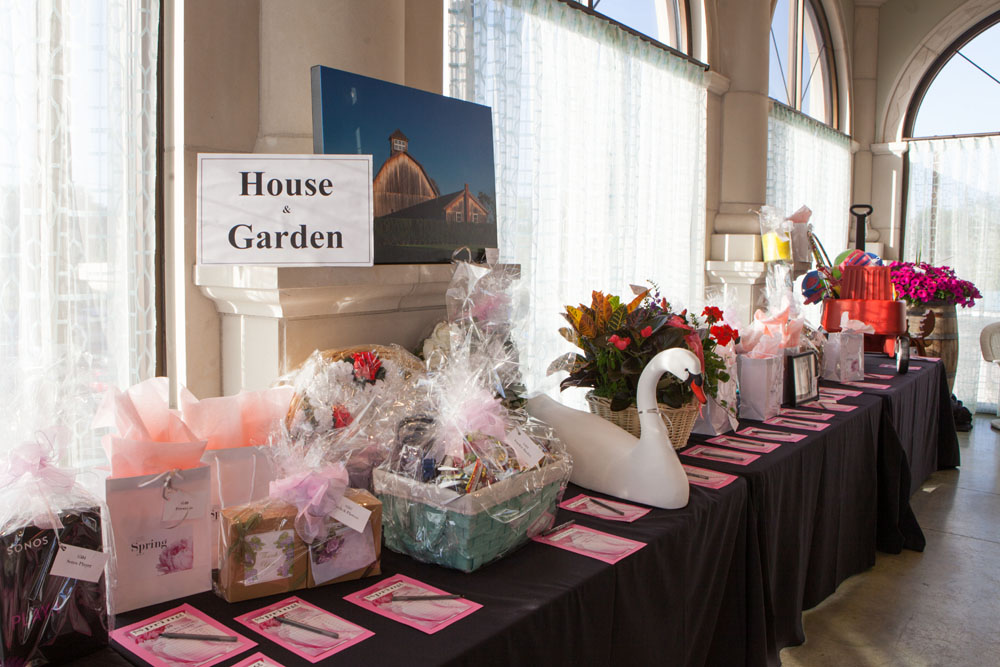 House and Garden auction items.