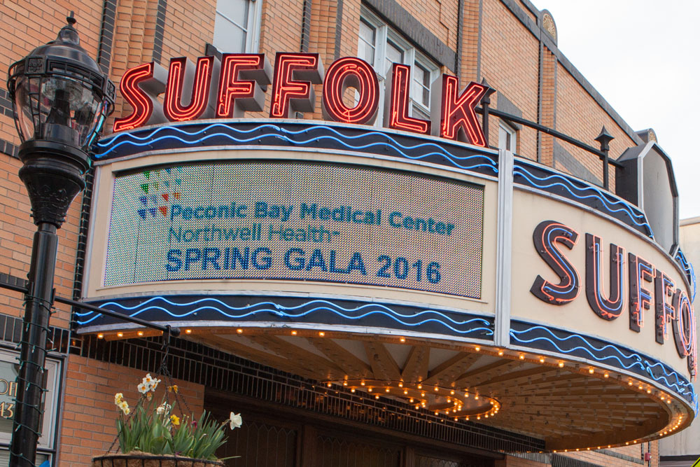 The Suffolk Theater. (Credit: Katharine Schroeder)