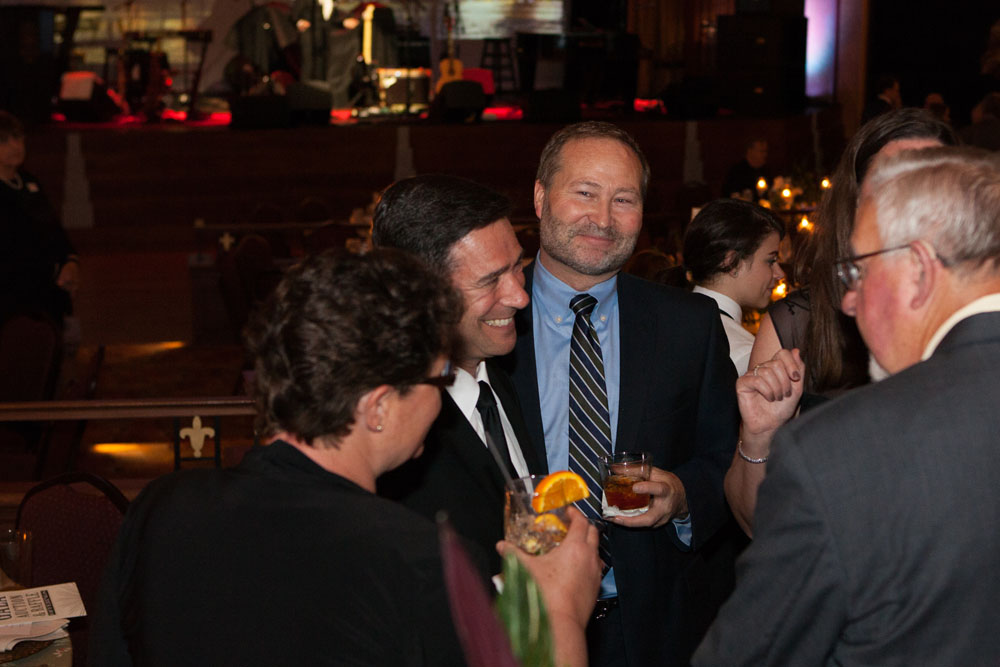 Guests enjoy the cocktail hour. (Credit: Katharine Schroeder)