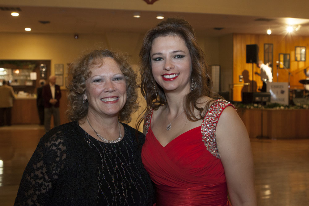 The 1975 Polish Town Queen, Sheila Naugles Tradeski, left, with 1997 Queen Valerie Slonecki. (Credit: Katharine Schroeder Photos)