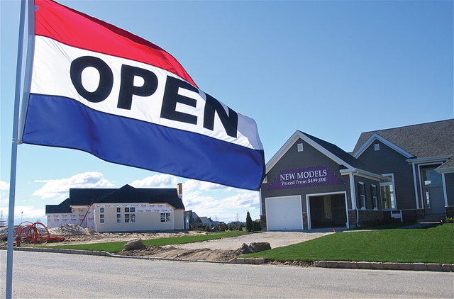 New homes under construction in the Highlands Club at Aquebogue & Reeves in Riverhead. (Credit: Barbaraellen Koch)