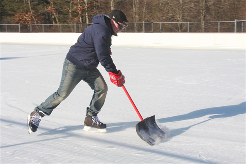 Riverhead Ice Rink Stotzky ice rink opens up Thursday morning - Riverhead News Review Archives