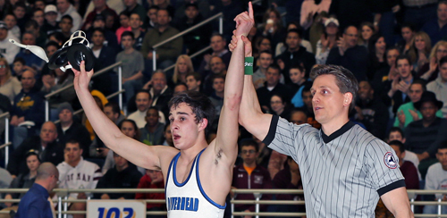R20150219 wrestling BL