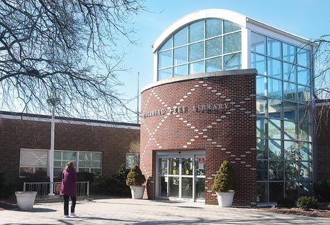 Riverhead free library