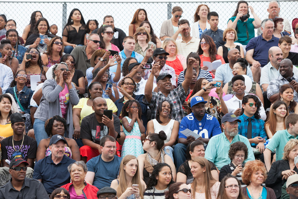 Riverhead_Grad_09