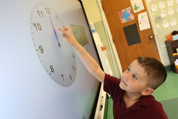 SmartboardclockSIS