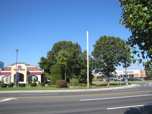 Restaurant planned next to Riverhead Taco Bell Riverhead, Taco Bell, Nathan's Famous, Route 58
