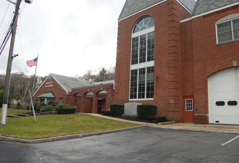 Wading_River_firehouse
